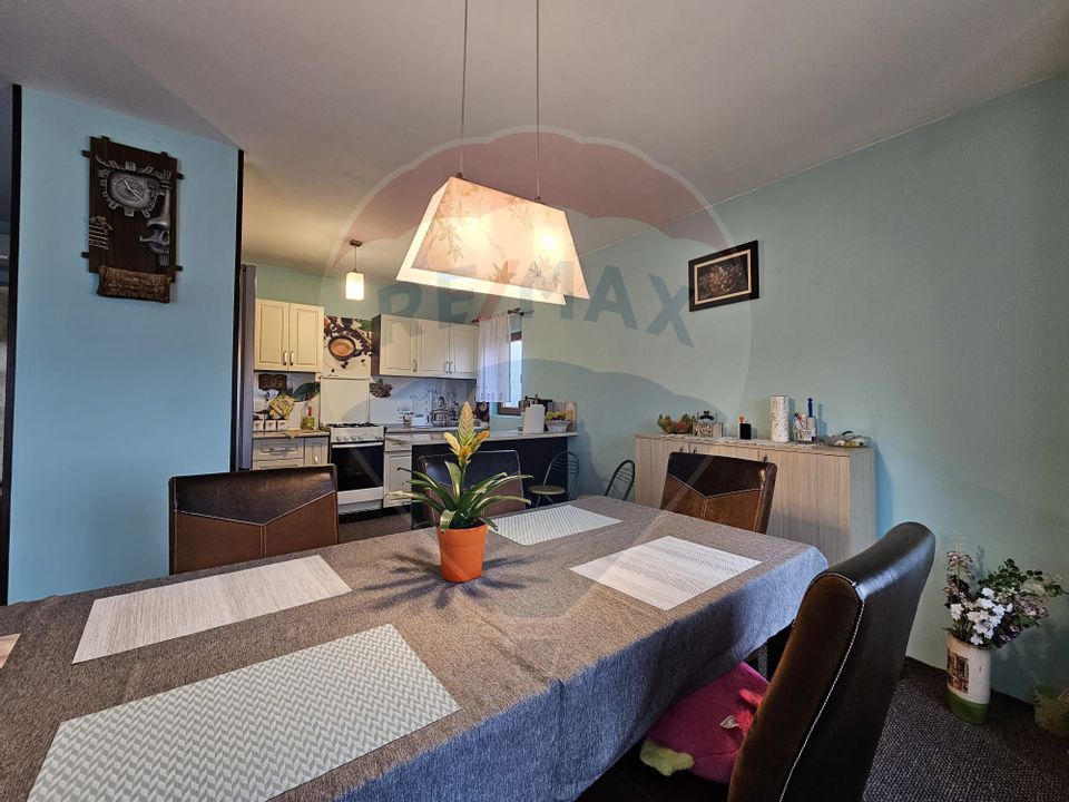 5 room House / Villa for sale