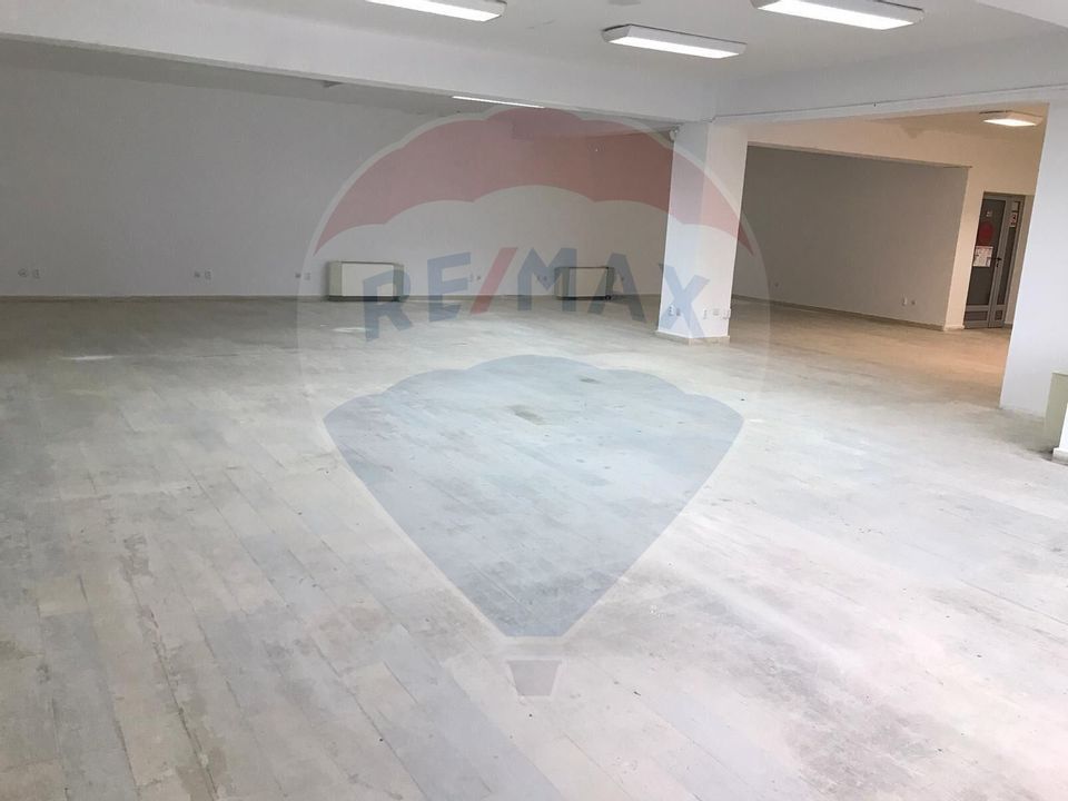 270sq.m Office Space for rent, Central area