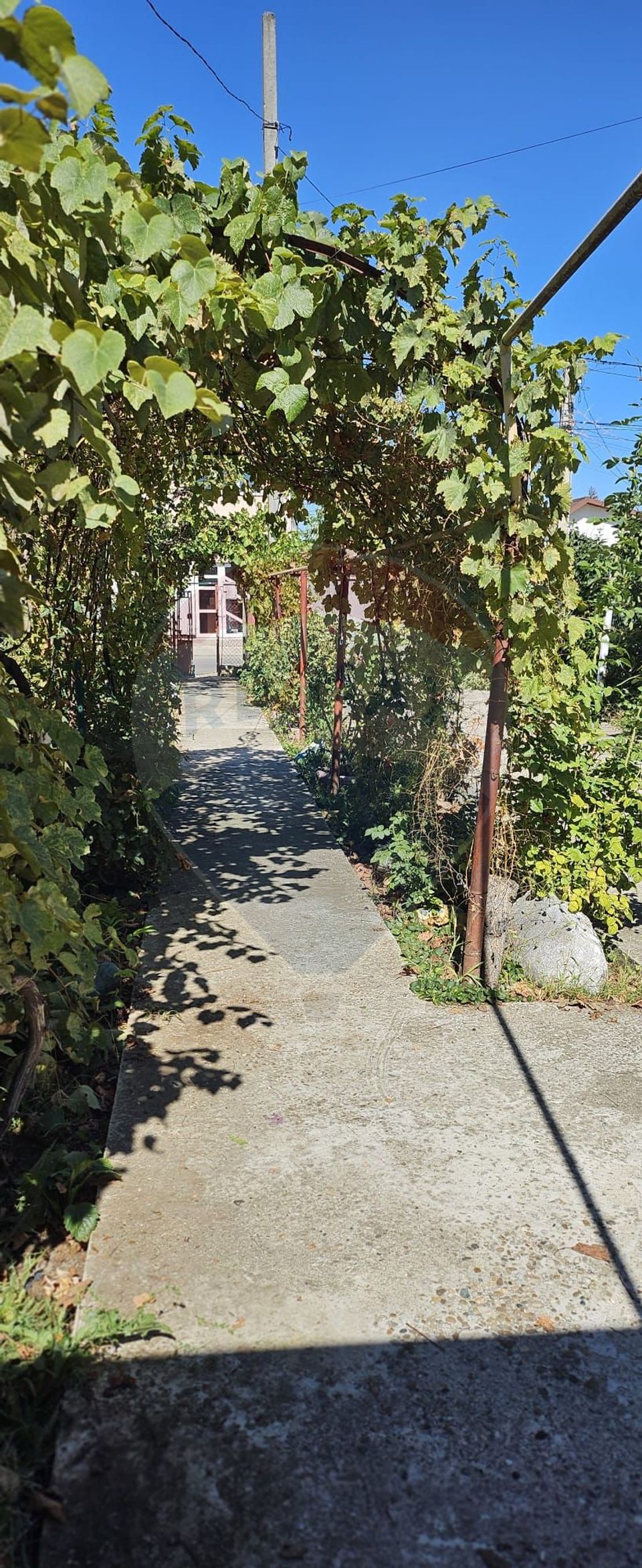 Casă / Vilă cu 4 camere într-o zonă excelentă din Focșani