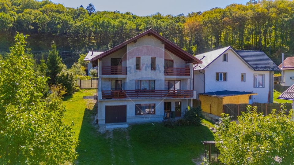 Casa de vanzare 7 camere | CURTE 953 mp | Colonia 1 Mai | COMISION 0 |