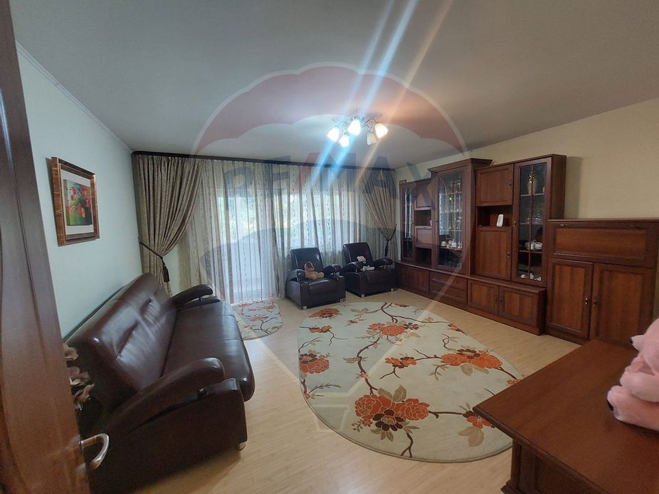 2 room Apartment for rent, Est area