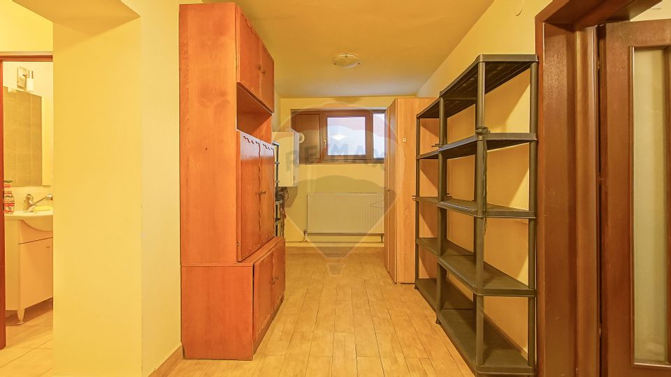 Casă  de inchiriat, Schei