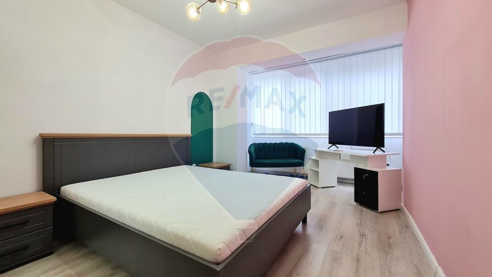 Apartament renovat modern cu 3 camere în Gheorgheni