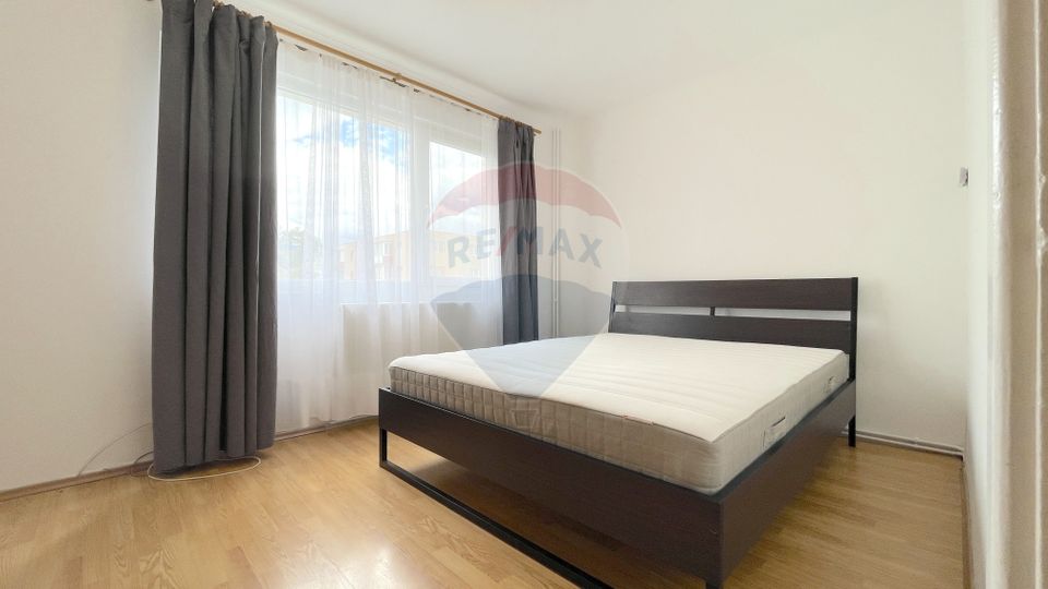 Apartament cu 3 camere de închiriat în zona Astra