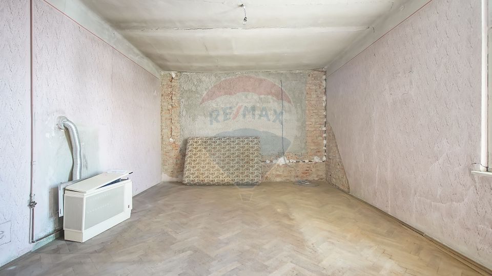 Oportunitate renovare Avram Iancu colț Nicopole