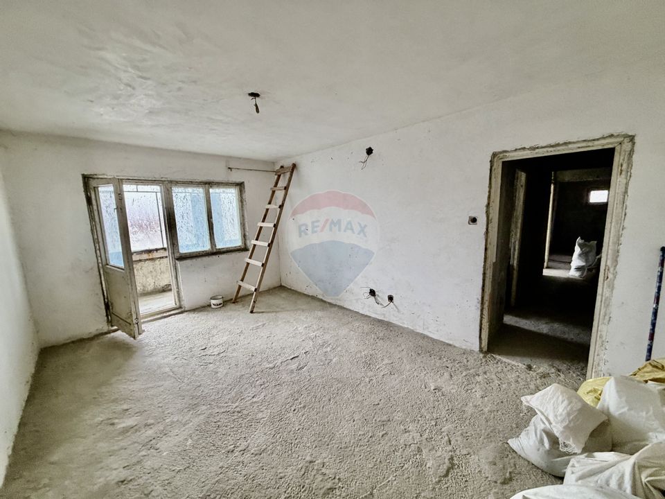 Apartament cu 4 camere