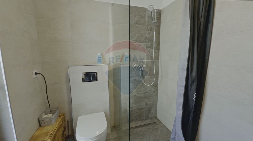 Vând cabană, la munte, Mărișel