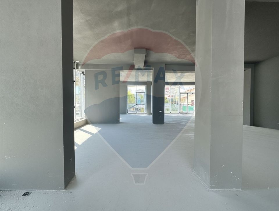 250sq.m Commercial Space for rent, Alba Iulia area