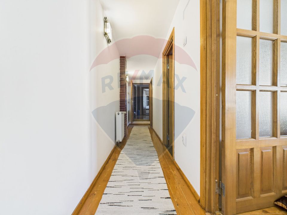 Casă / Vilă zona Eroii Revolutiei