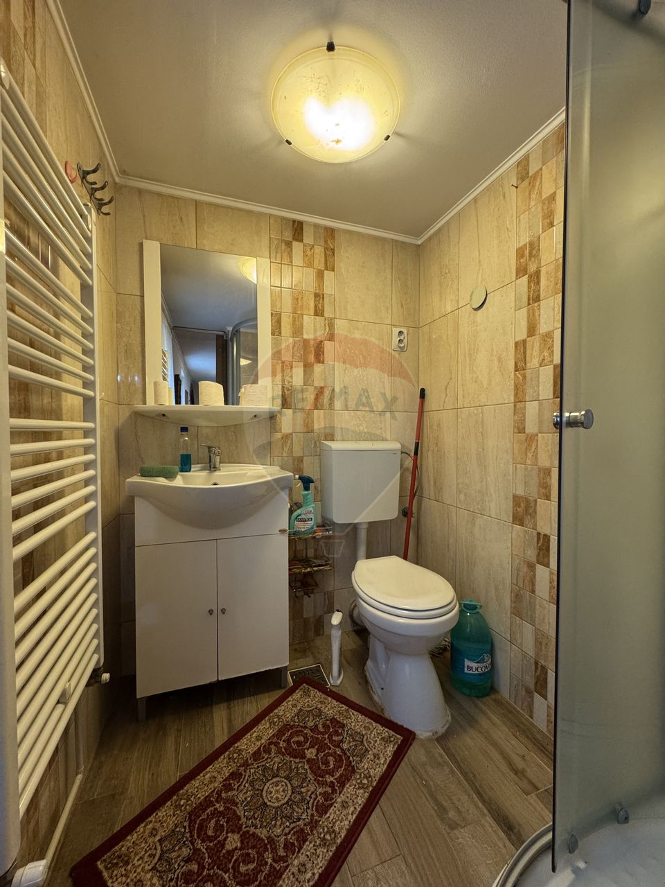 5 room House / Villa for sale, Est area