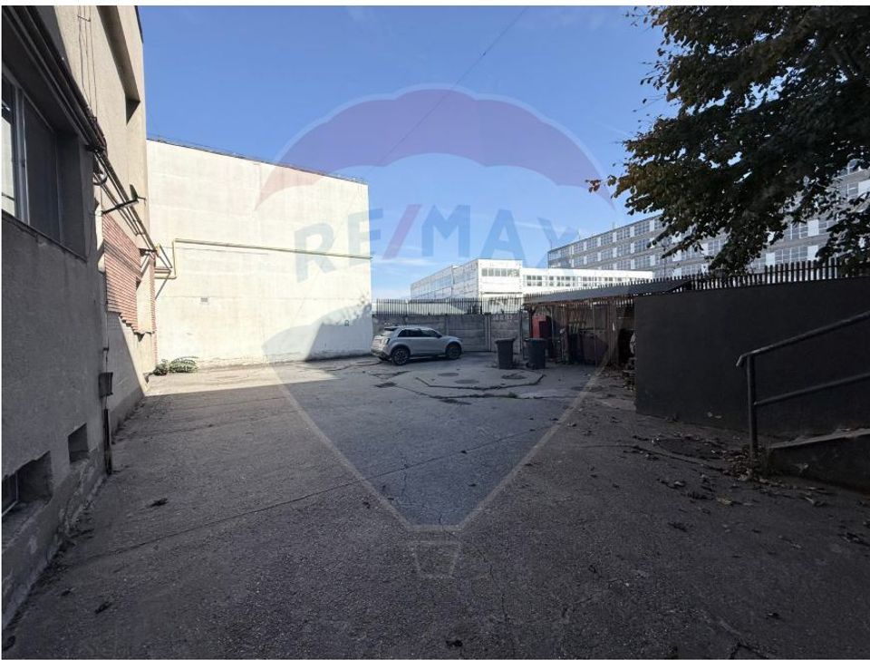 Spațiu industrial-220 mp cu rampă și parcare-zona Orașul de Jos Sibiu