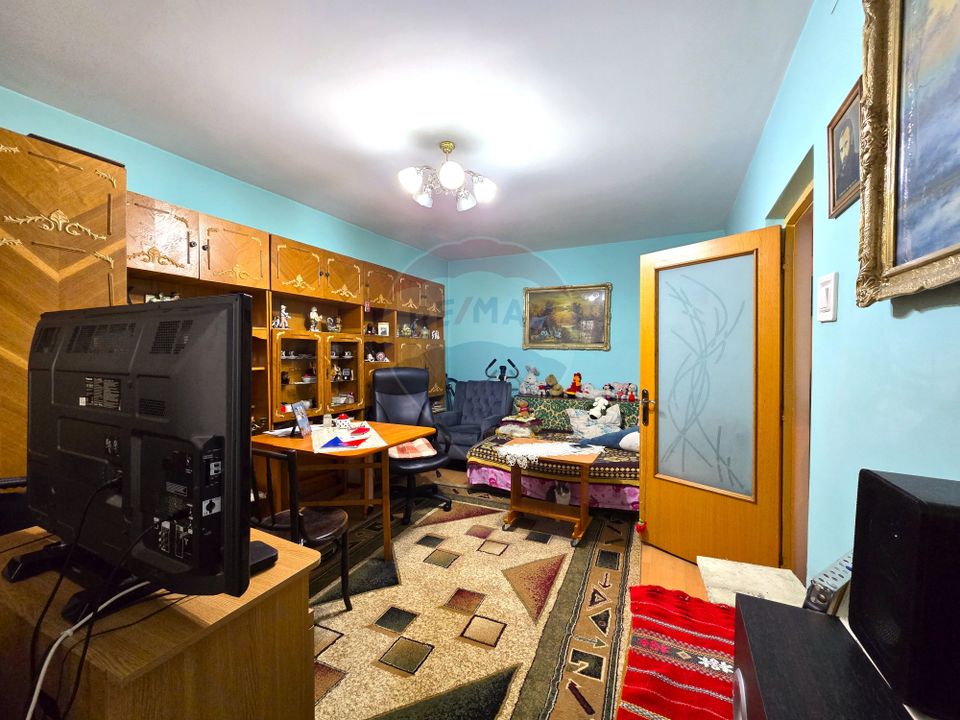 Apartament 2 camere Teiul Doamnei de vanzare, bloc 1985