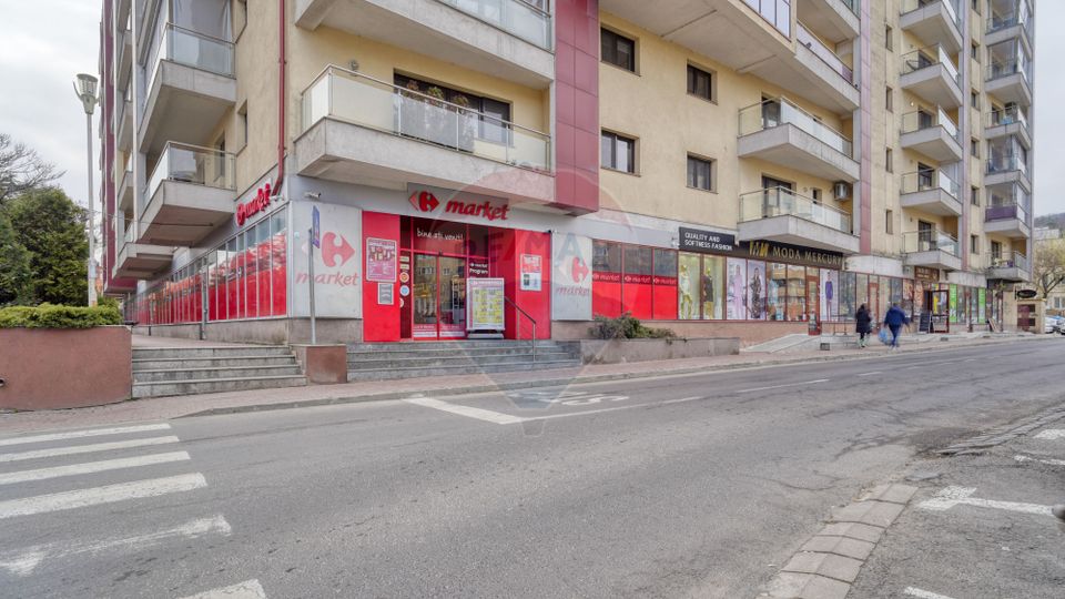 Apartament cu 3 camere în zona Complexul Privilegio Brasov