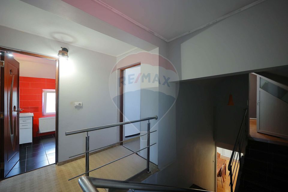 De vânzare casă în zona Nufarul