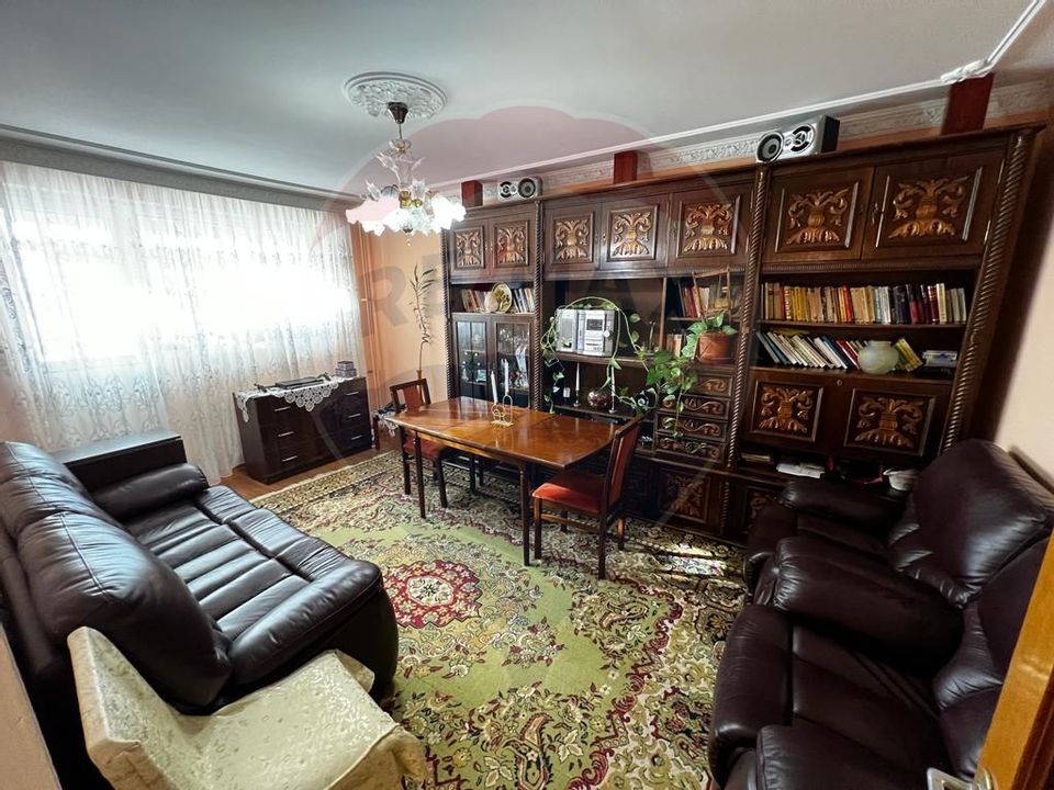 For sale | Apartment 3 rooms | Brancoveanu | Boulevard