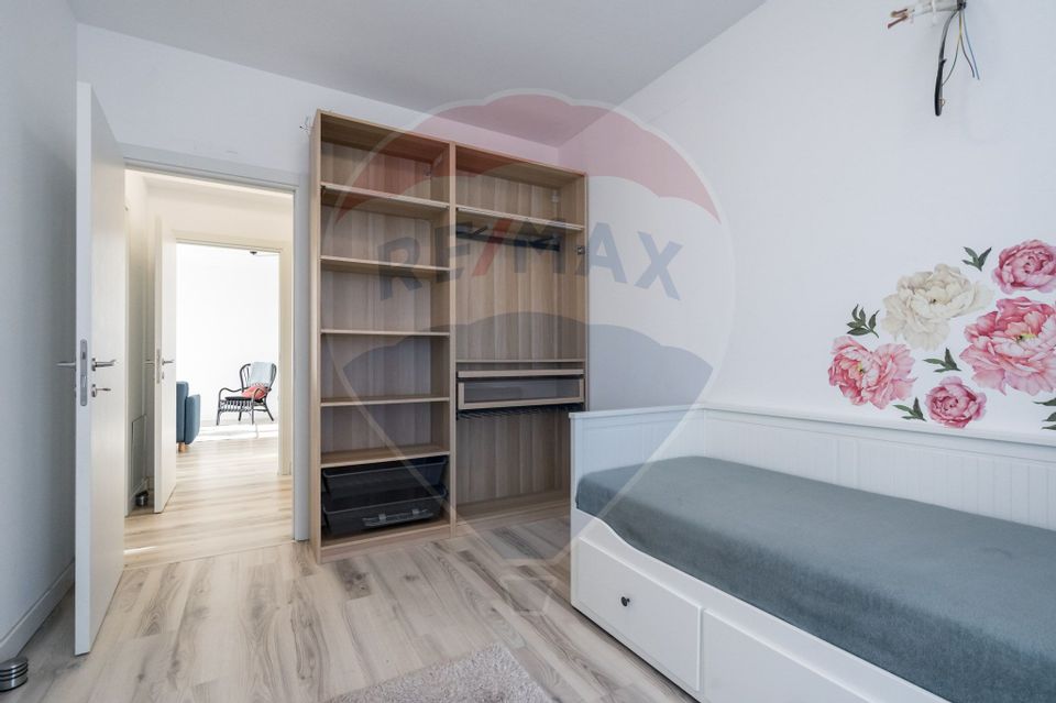 Apartament cu 3 camere de vânzare în zona Dristor