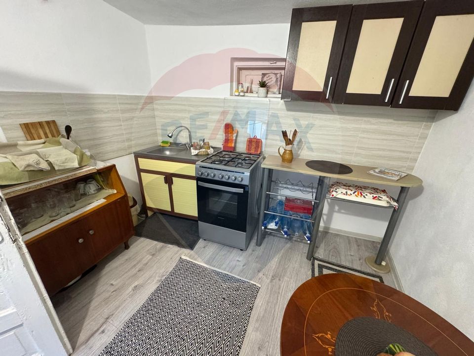 Casă / Vilă cu 7 camere de vânzare în zona Central