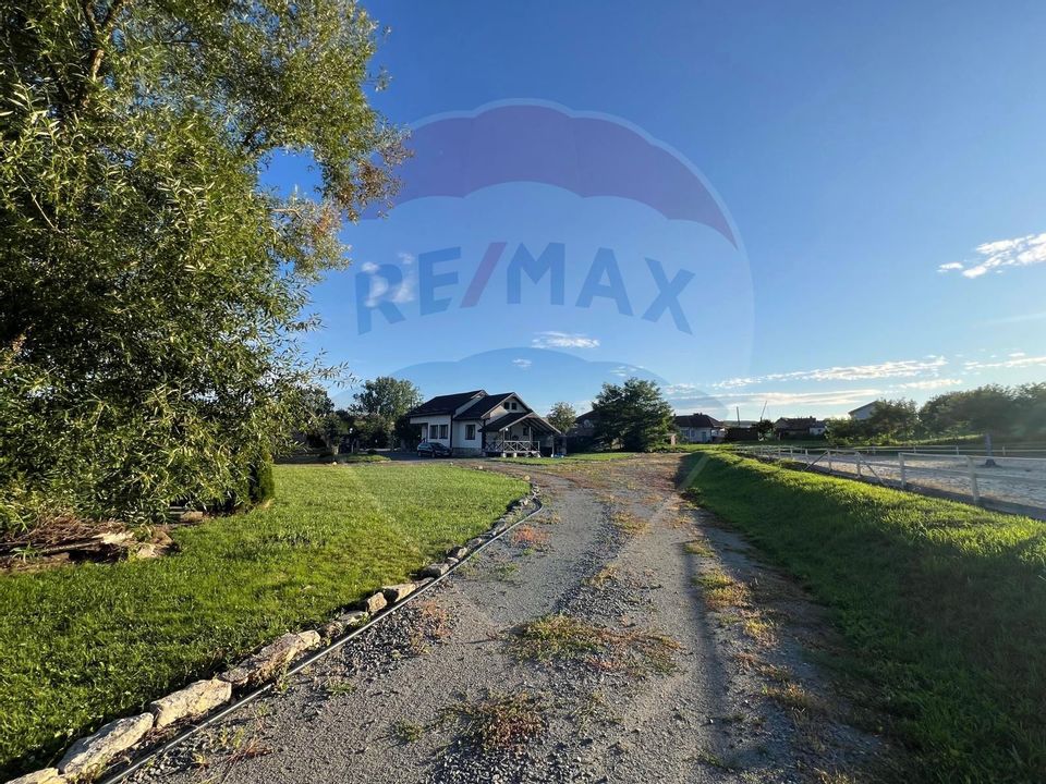 5 room House / Villa for sale