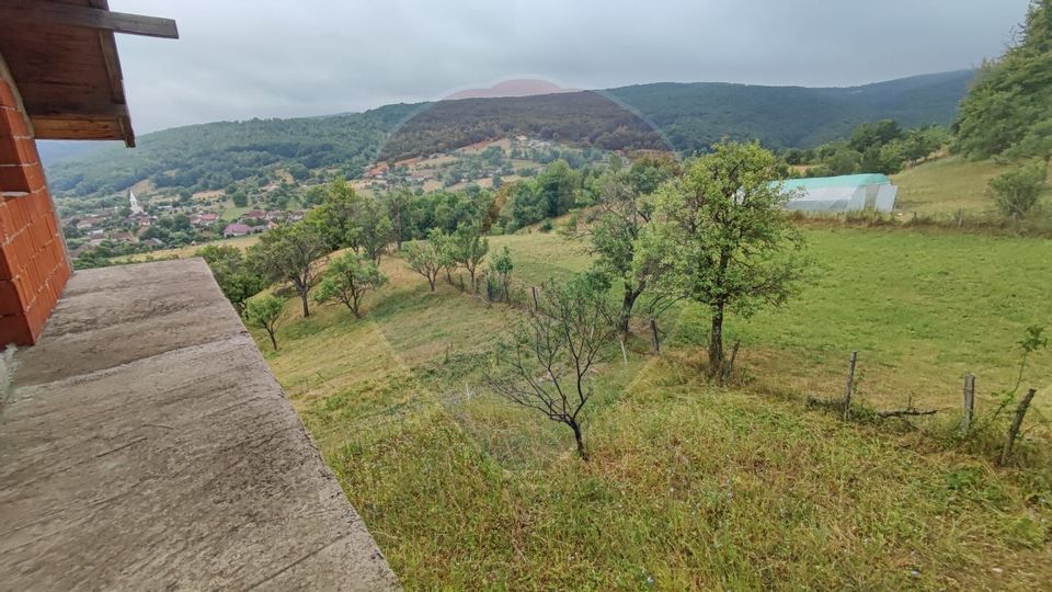 Casă de vacanta cu 6 camere de vanzare Suncuius