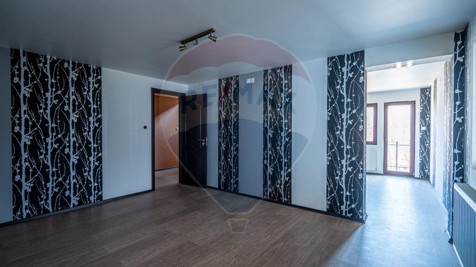 VILA! Investitie - pretabil pensiune SINAIA- zona apreciata turistic!