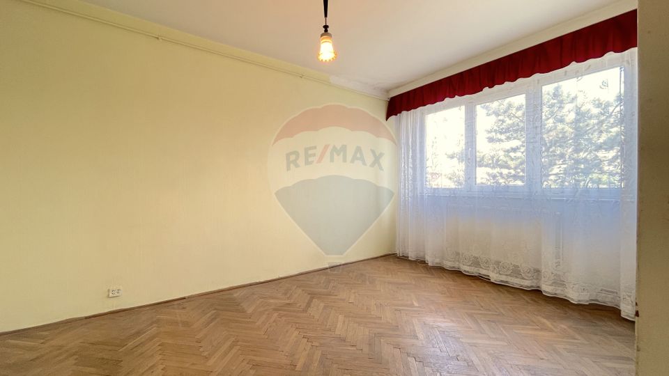 REZERVAT !  ! Apartament 2 camere str. Zizinului