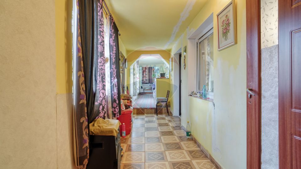 Proprietate 691 mp + anexe, ideal renovare – Dumbrăvița, BV
