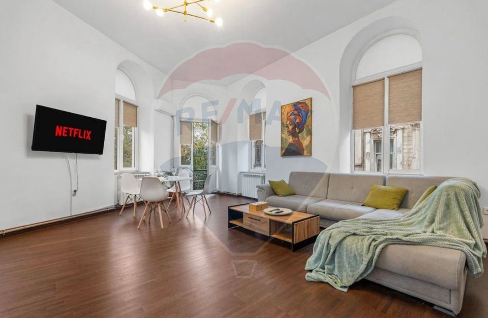 Apartament cu 2 camere de vânzare în zona Ultracentral