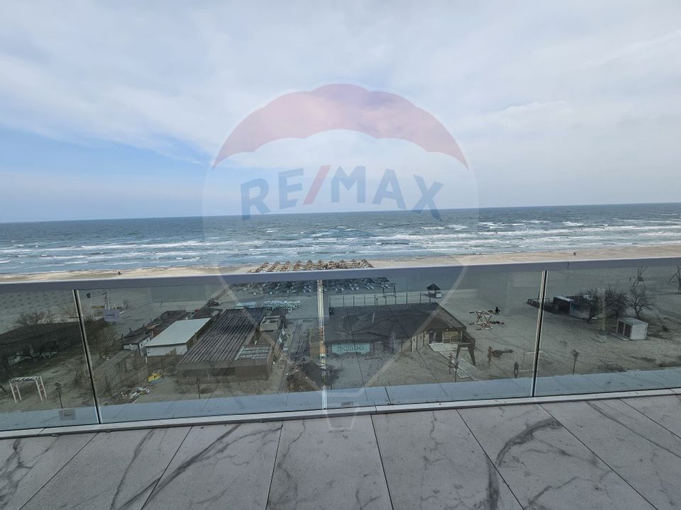 Apartament 3 camere cu terasa 50mp frontala spre mare în Mamaia Nord