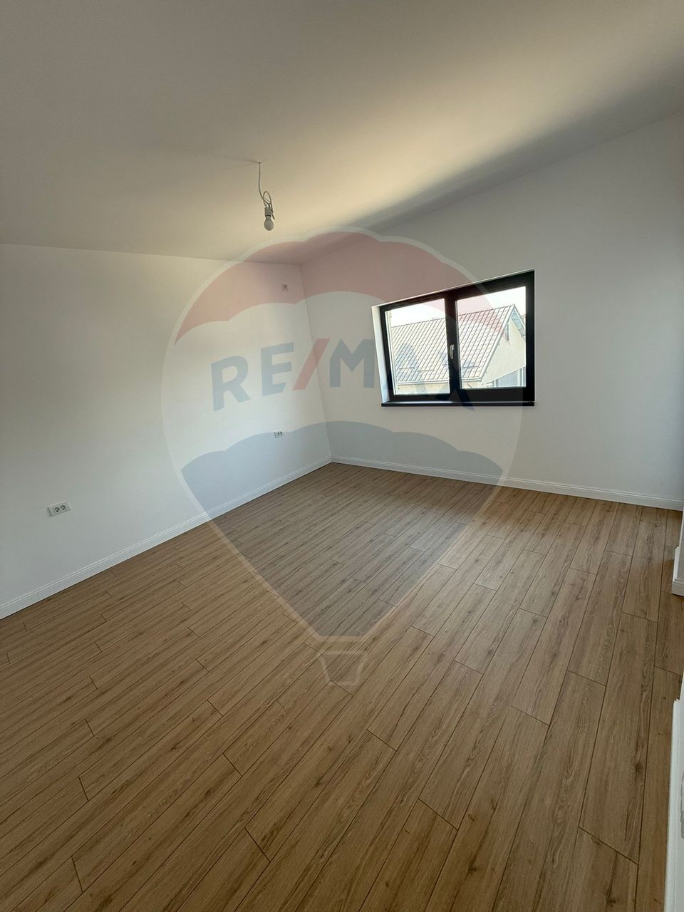 Casă / Vilă Individuala Bragadiru finisaje lux