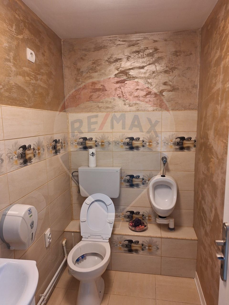 Casă cu 3 camere de vânzare in Hidiselu de Sus