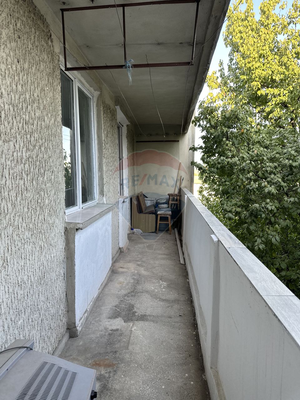 Apartament cu 4 camere de vânzare Roman central