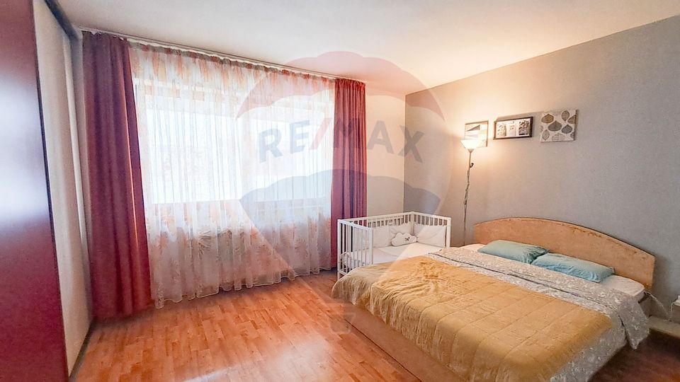 Apartament cu 2 camere de vânzare în zona Buna Ziua