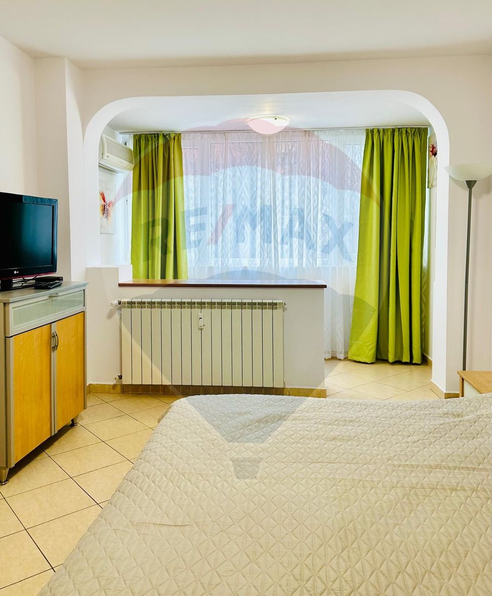 2 room Apartment for rent, Unirii area