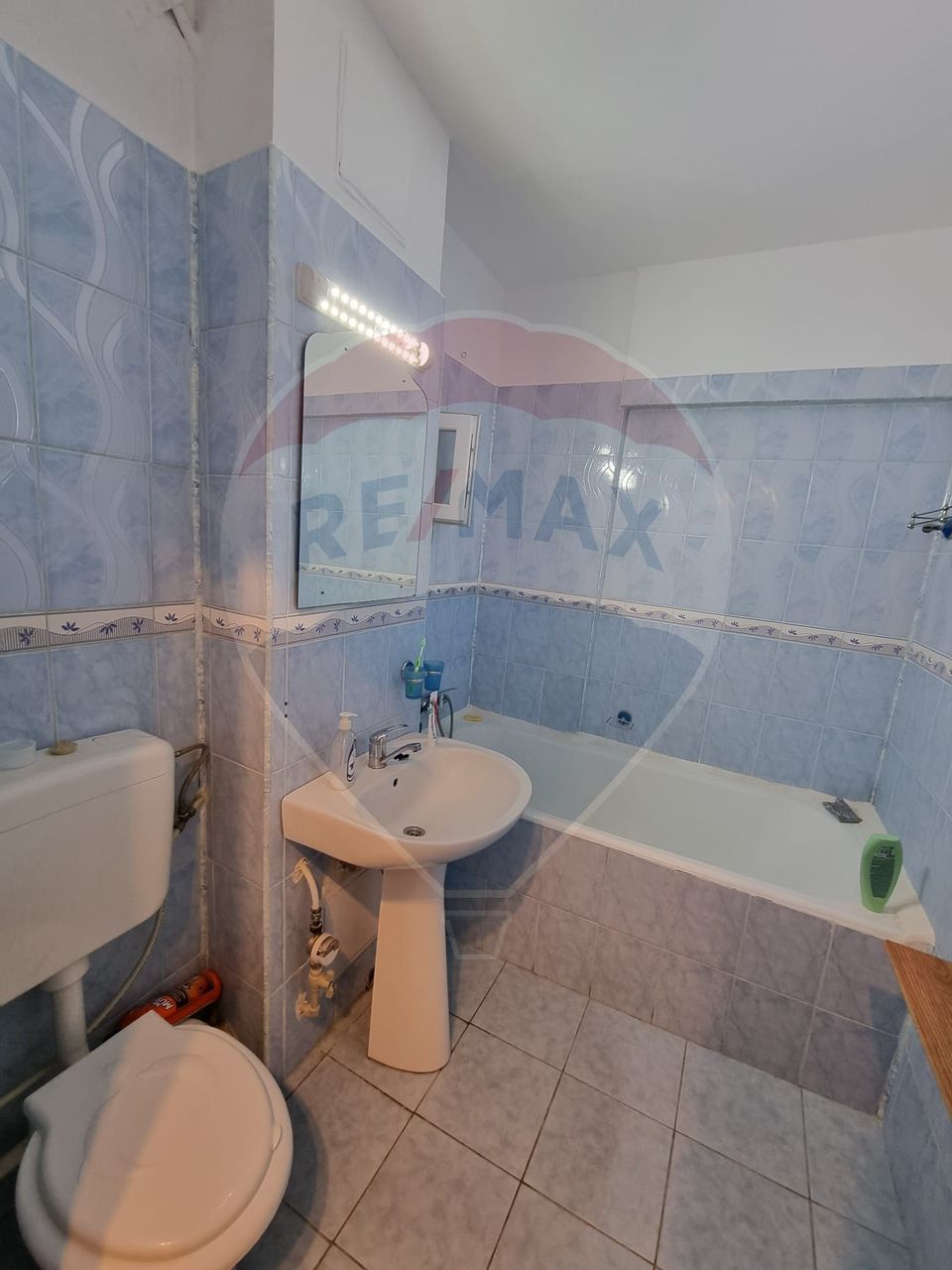 Apartament cu 3 camere de vânzare în zona Pantelimon