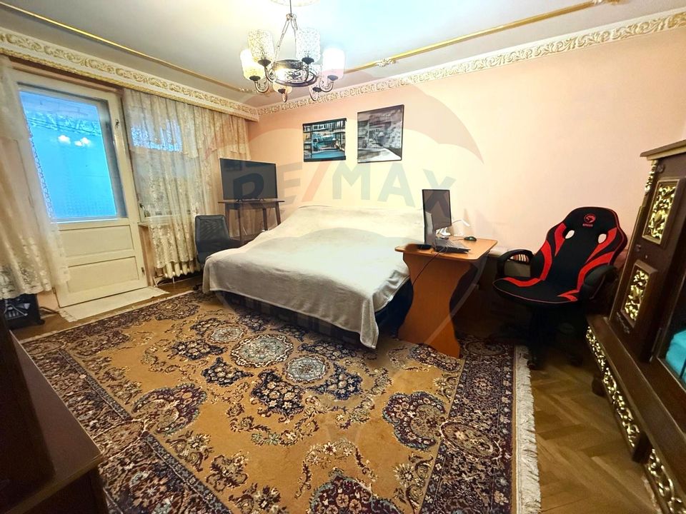 Apartament de vanzare la vile - garaj - boxa parter in acte