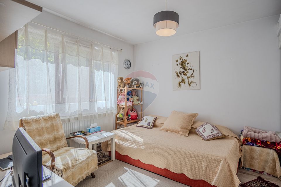 Casa de vanzare 7 camere | CURTE 953 mp | Colonia 1 Mai | COMISION 0 |