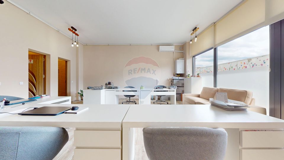 47sq.m Commercial Space for rent, Racadau area