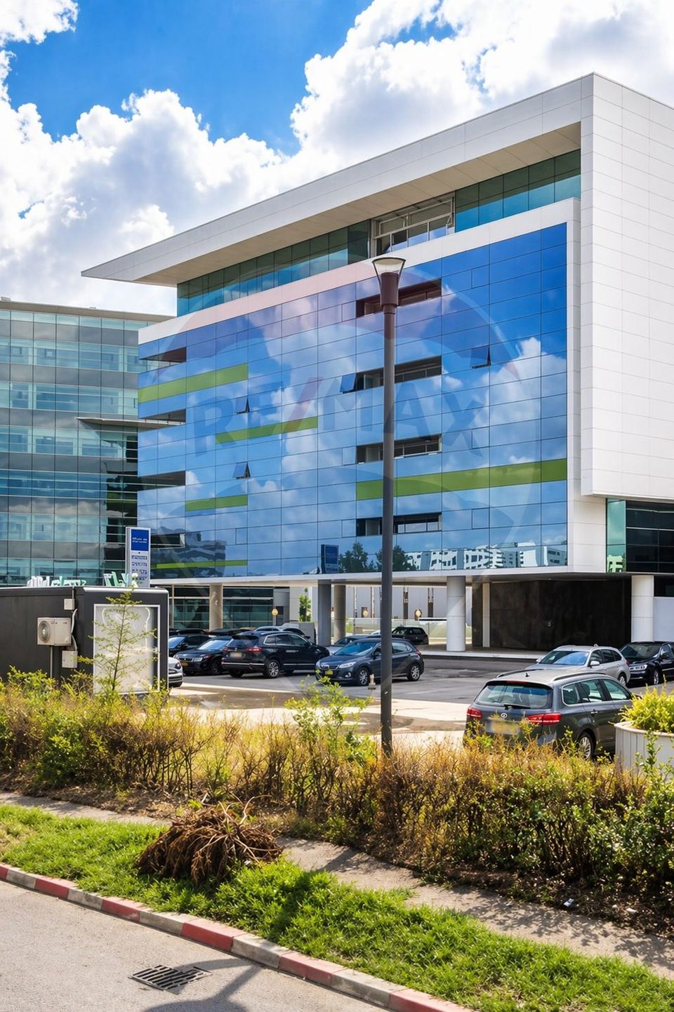 Apartament luminos in ONE NORTH LOFTS - Pipera, gata de mutare