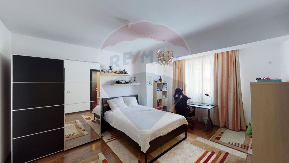 Bucharest New 4 rooms Bazilescu park with parking space