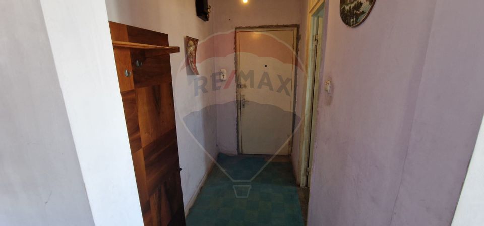 2 room Apartment for sale, Milcov area