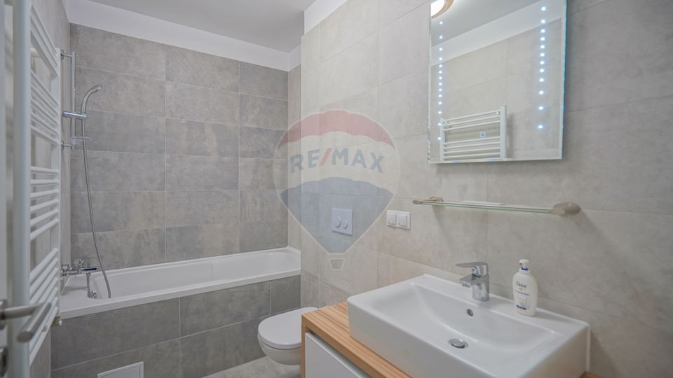 2 room Apartment for rent, Tractorul area