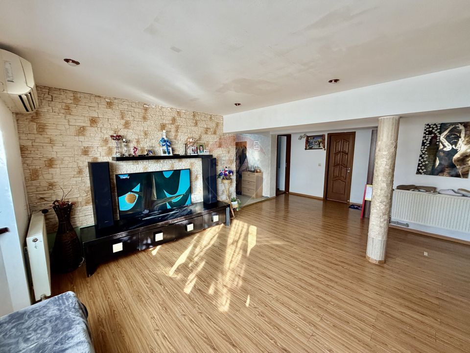 4 room House / Villa for sale