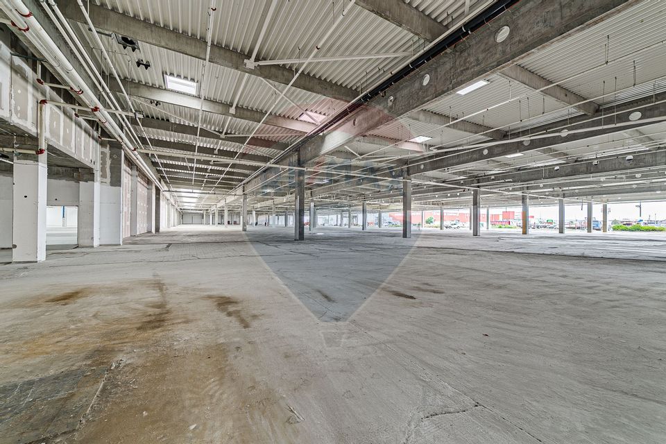 7,623sq.m Industrial Space for rent, Vest area