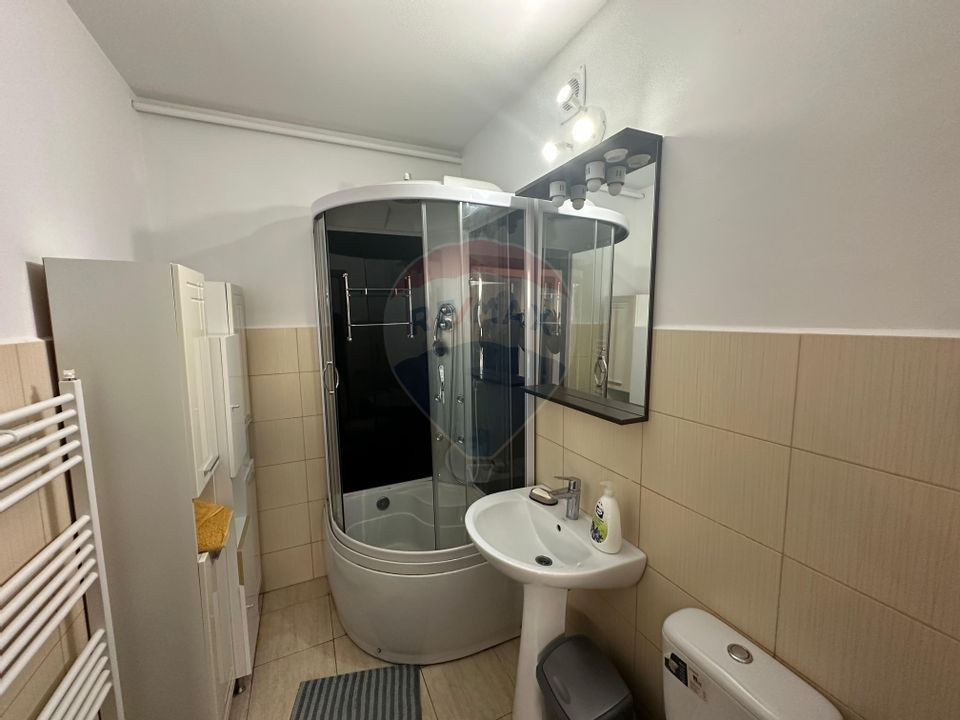 2 room Apartment for rent, Boul Rosu area