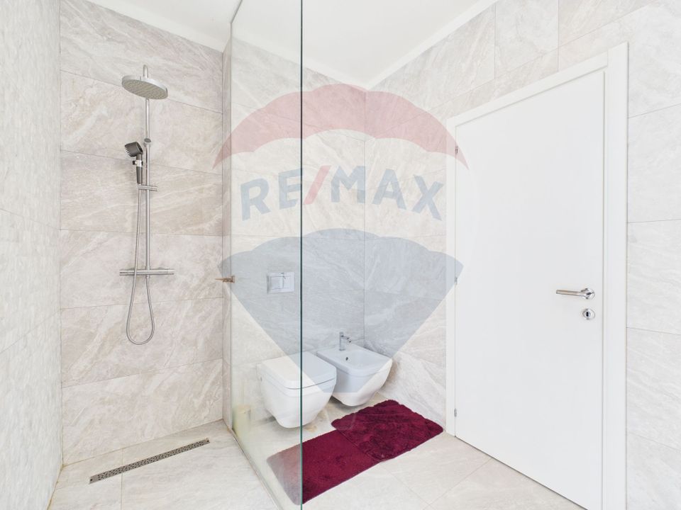 Vila eleganta cu piscina si terasa generoasa – zona Erou Iancu Nicolae