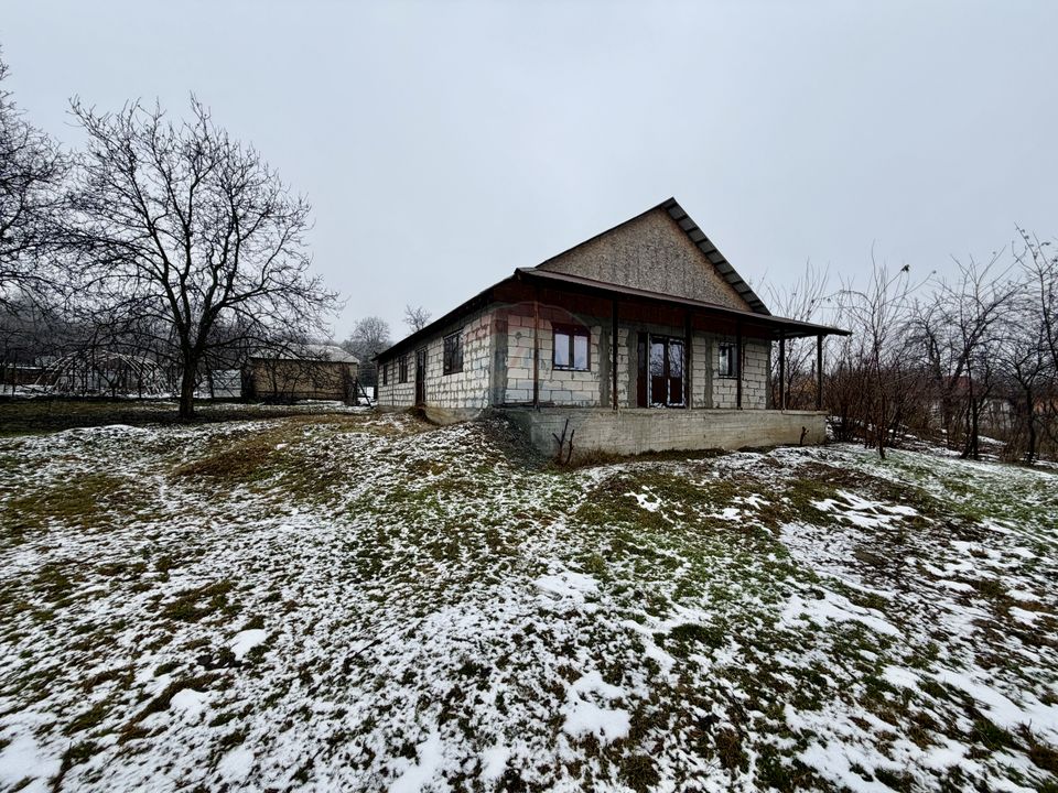 5 room House / Villa for sale