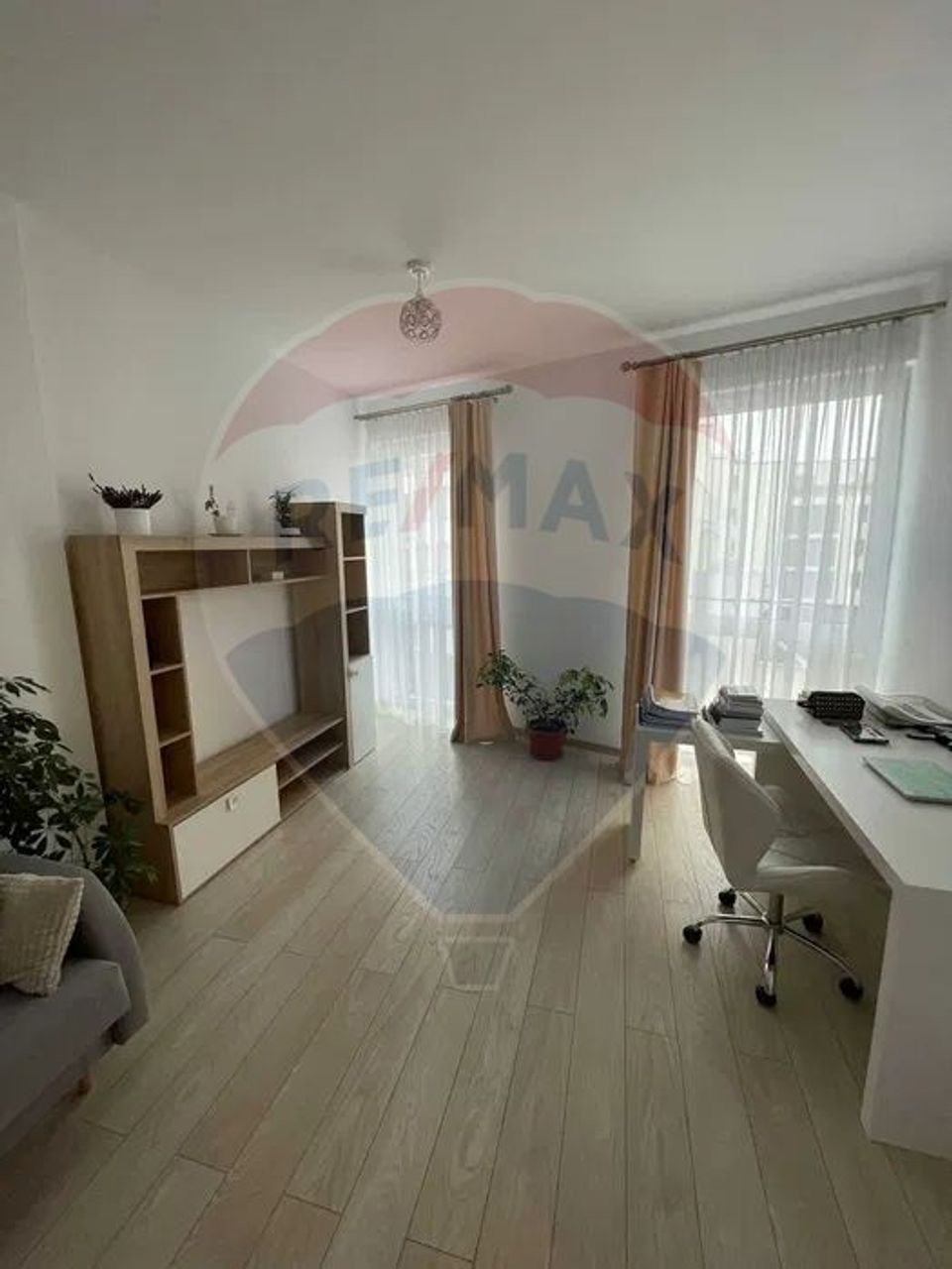 Apartament cu 2 camere de inchiriat in zona Centrala