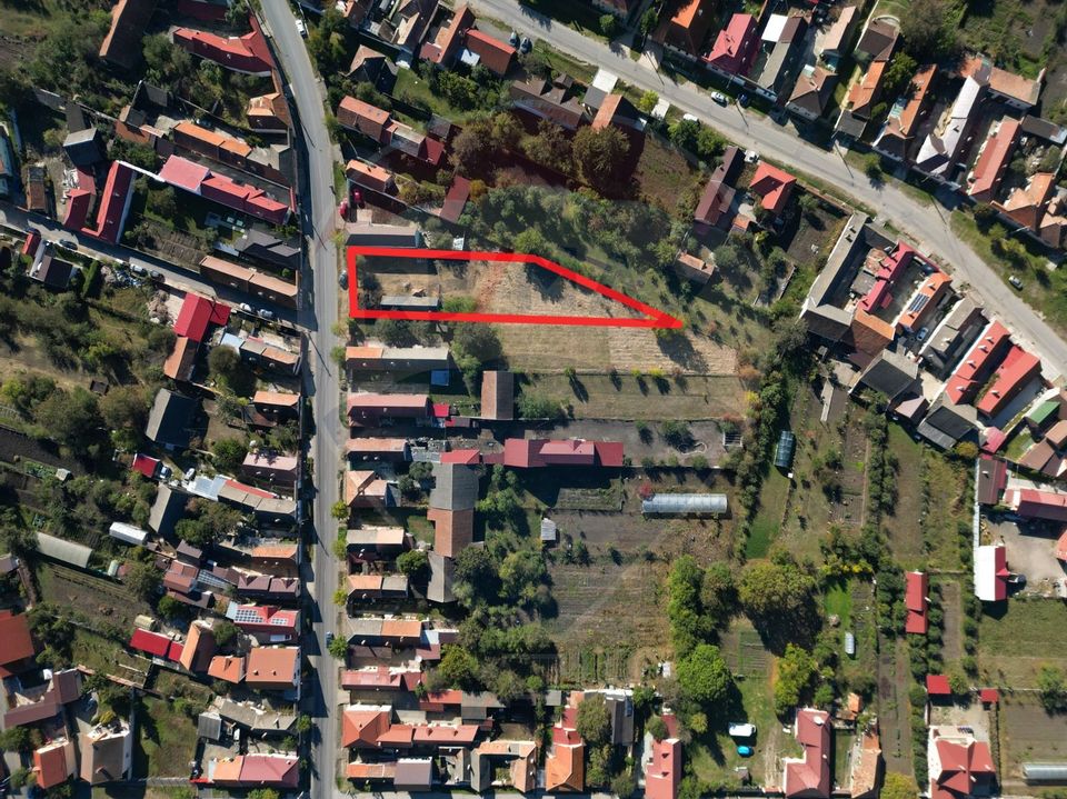 Land 1,494sqm Sanpetru / Strada Bodului