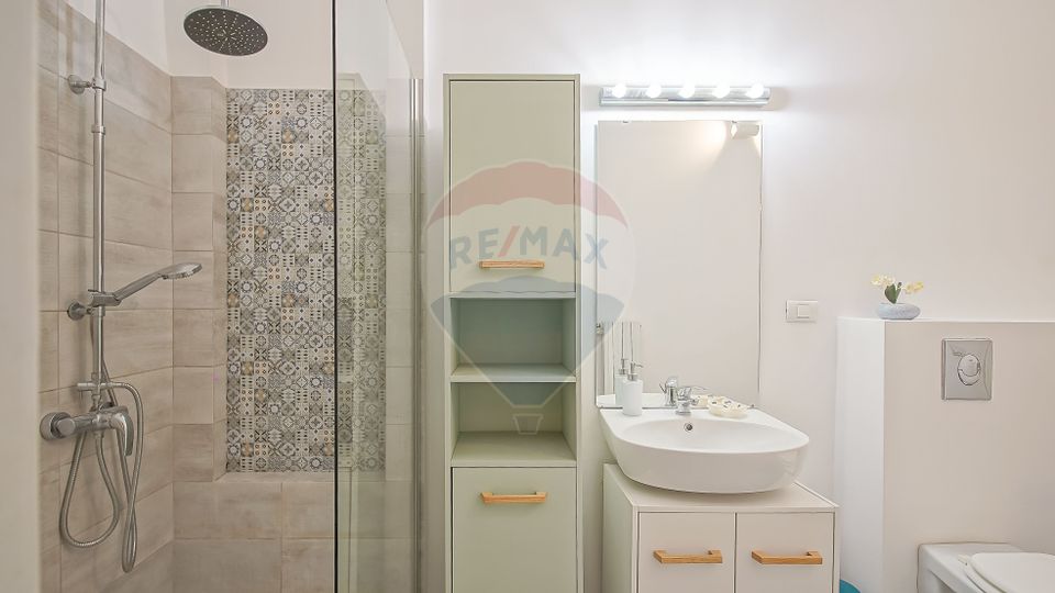 Apartament 2 camere de vânzare, 60 mp utili, locație premium