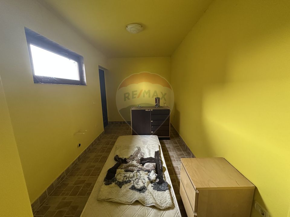 Casă sau Spatiu Dumbraveni langa DN E85